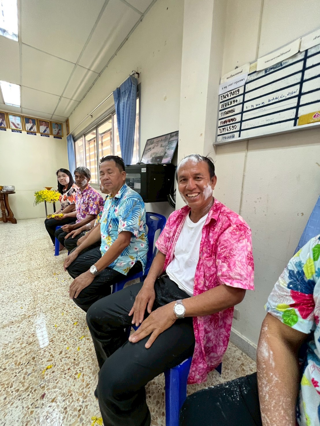 title - ส.ป.ก. ยโสธร จัดพิธีสรงน้ำพระและพิธีรดน้ำดำหัว เนื่องในโอกาสวันขึ้นปีใหม่ไทย ประจำปี พ.ศ.2569